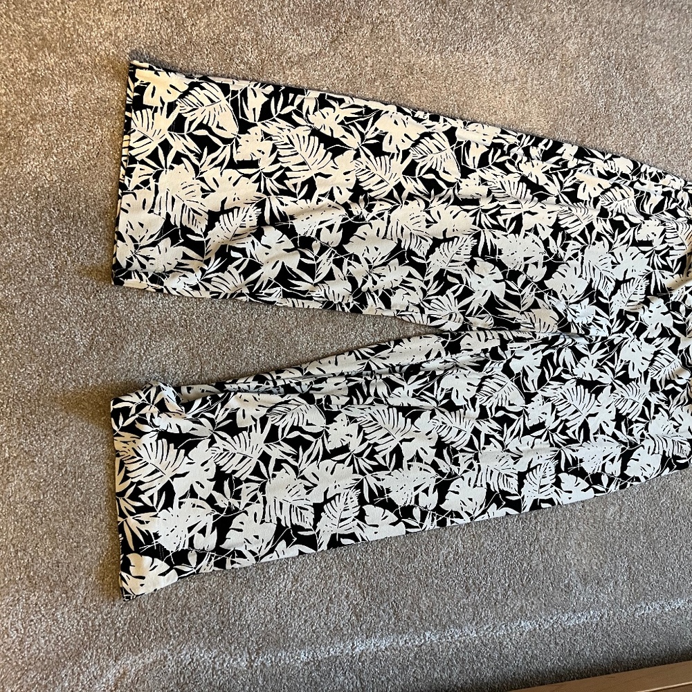 JJill Full Leg Cropped pants